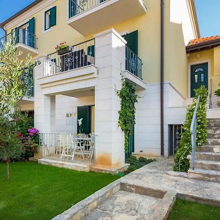 Andrian - Charme Holidays Apartament Supetar