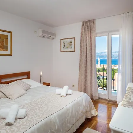 Andrian - Charme Holidays Supetar