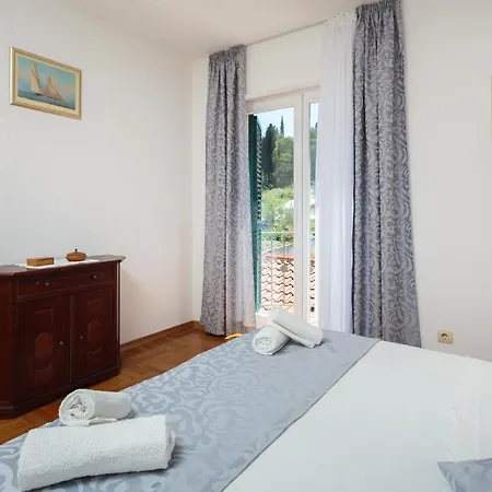 Andrian - Charme Holidays Apartament *